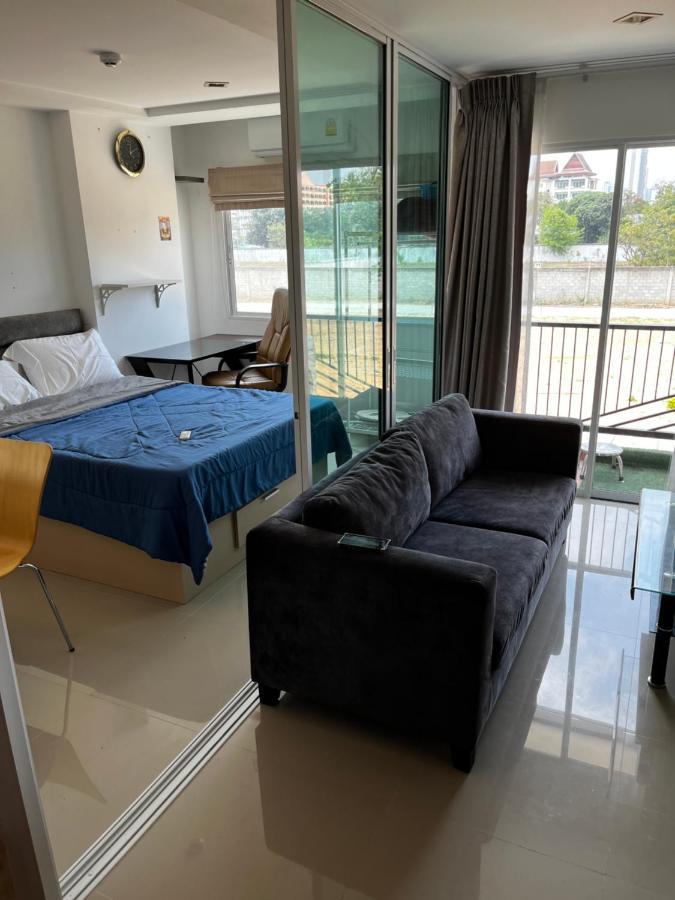 Trio Gems Condo Near Beach And Food Market Джомтьєн-Біч Екстер'єр фото